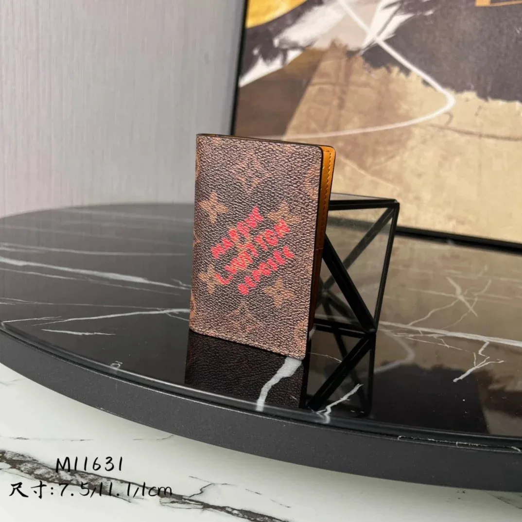 Louis Vuitton Tabi Monogram Cardholder Brown