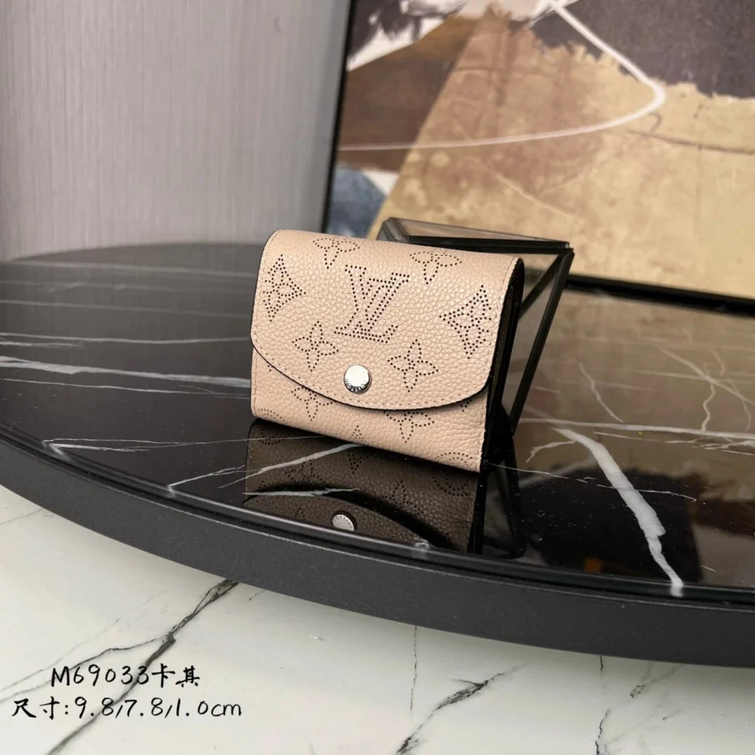 Louis Vuitton Tabi Mini Wallet Beige
