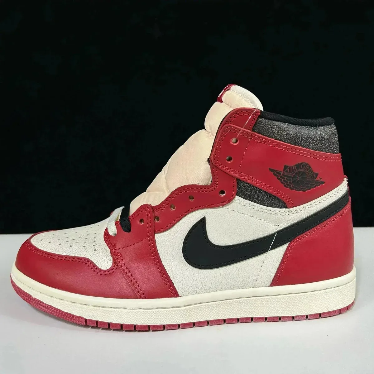 Nike Air Jordan 1 Sail/University Red Sneakers