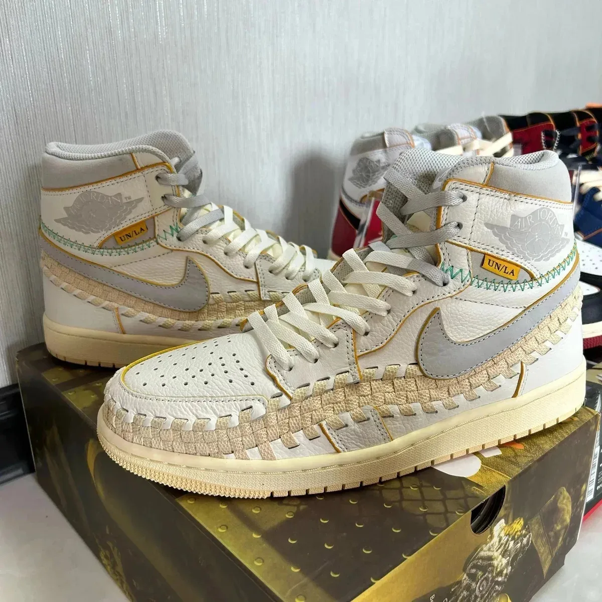 Nike Air Jordan 1 Sail/University Red Sneakers