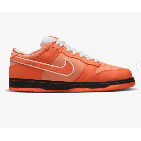 Nike Dunk Low Sail/University Red Sneakers