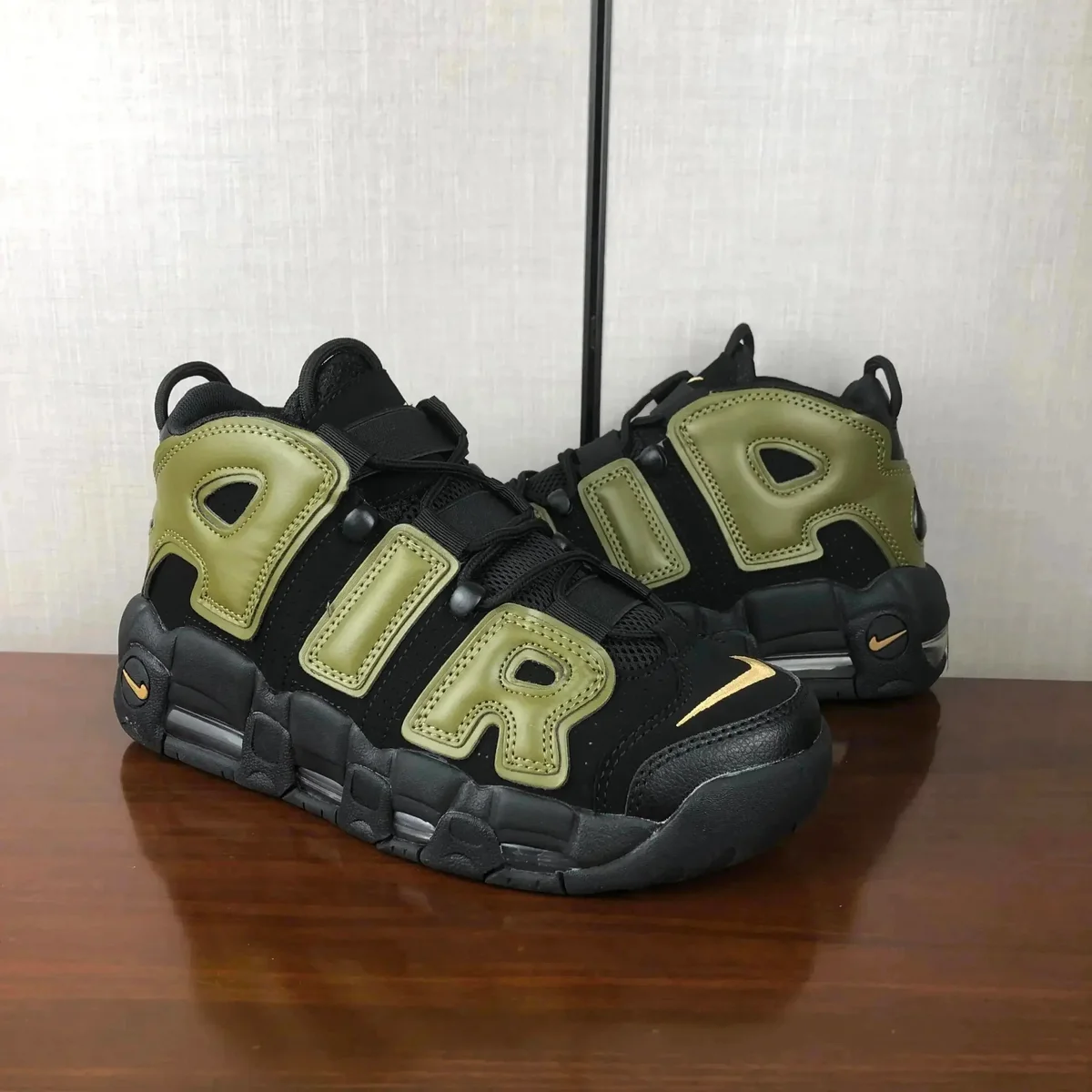 Nike Air More Uptempo Black/Olive Green Sneakers