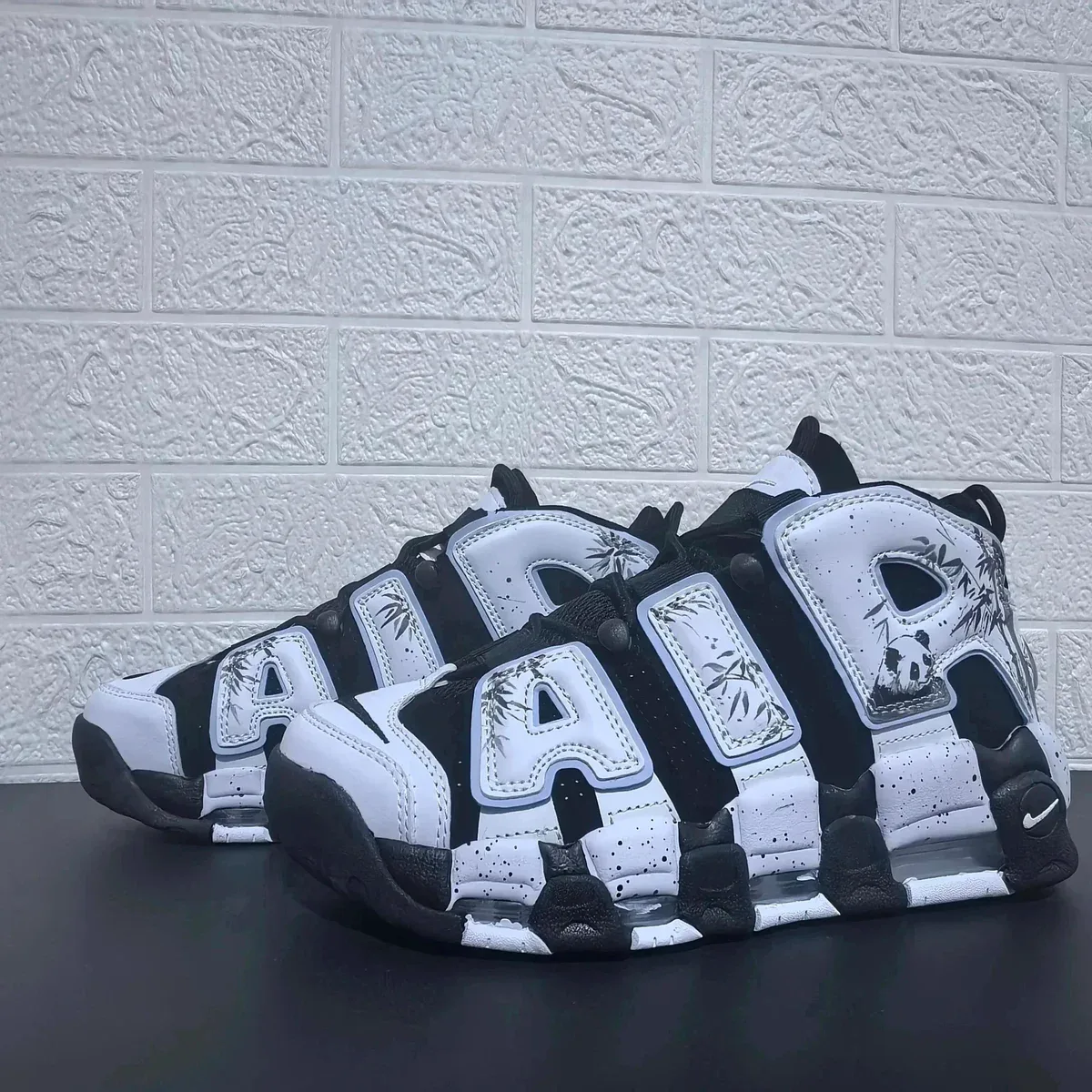Nike Air More Uptempo Mop Black/White Sneakers