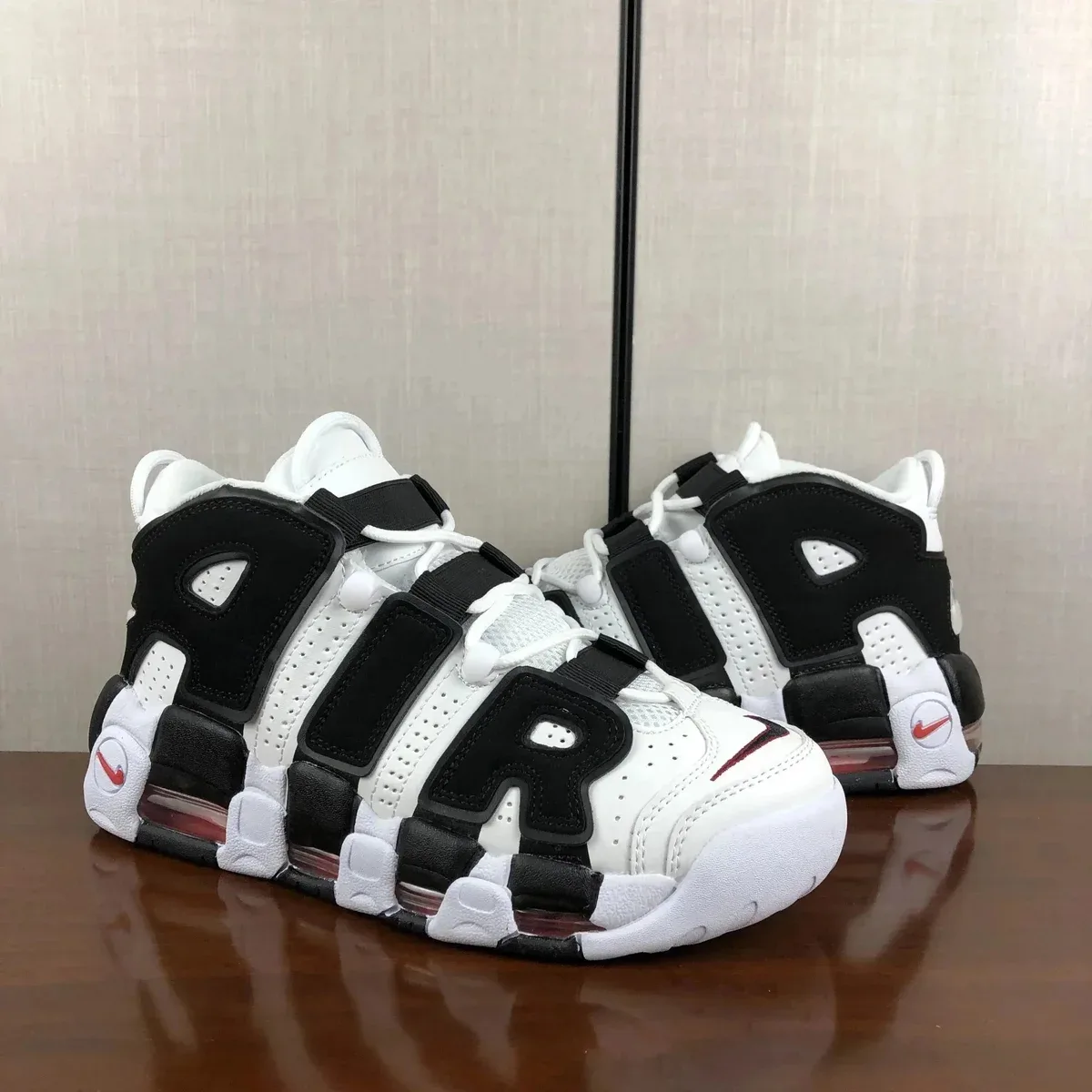 Nike Air More Uptempo White/Black Sneakers