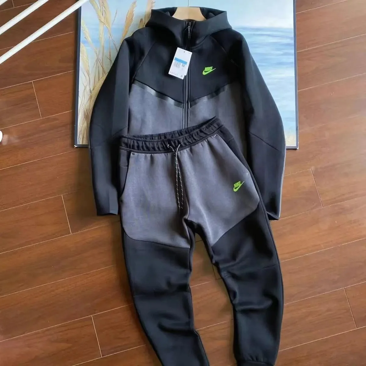 Nike Tech Fleece Black & Grey Hoodie & Pants Set