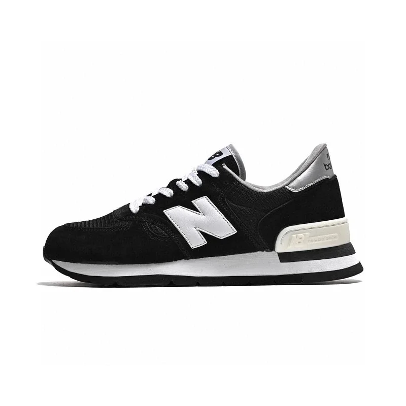 New Balance 900 '15 Triple Black Sneakers