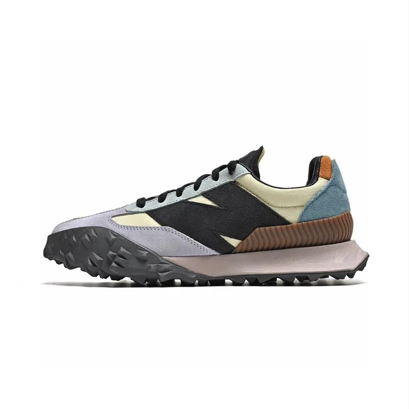 New Balance 26 Trail Sneaker