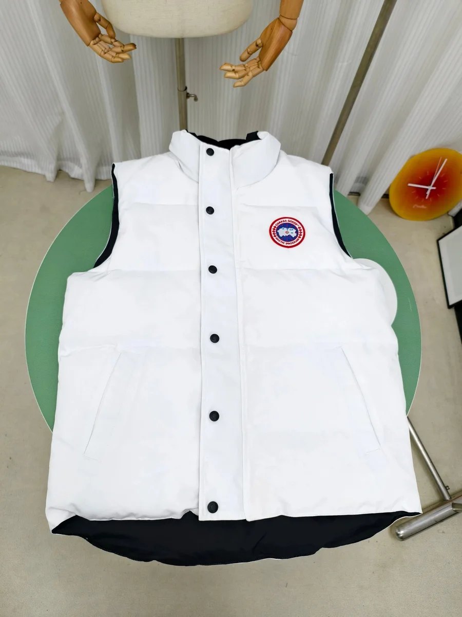 Canada Goose Chilliwack White Winter Vest