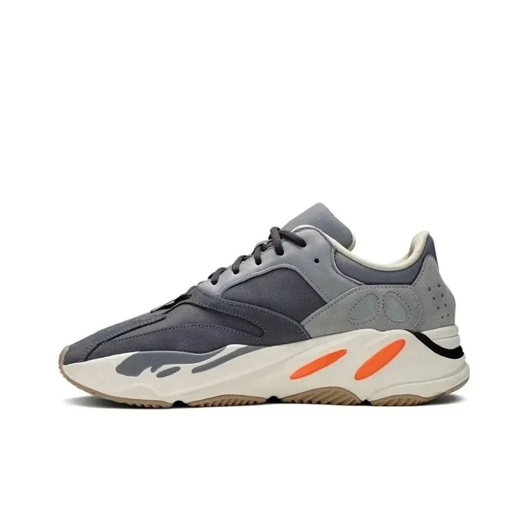 Adidas Yeezy 700 Magnetic FV9922 Sneakers