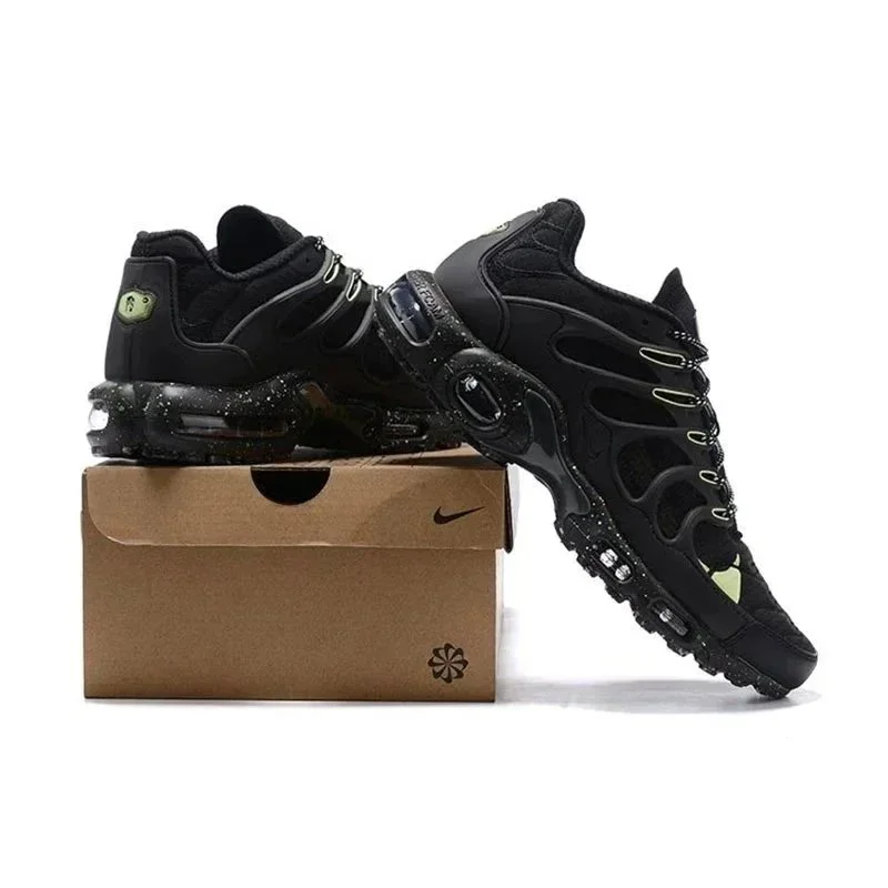 Nike Air Max Tuned Air Triple Black Sneakers