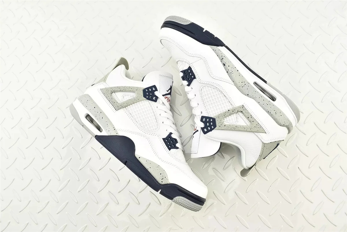 Air Jordan 4 Military Blue Sneakers
