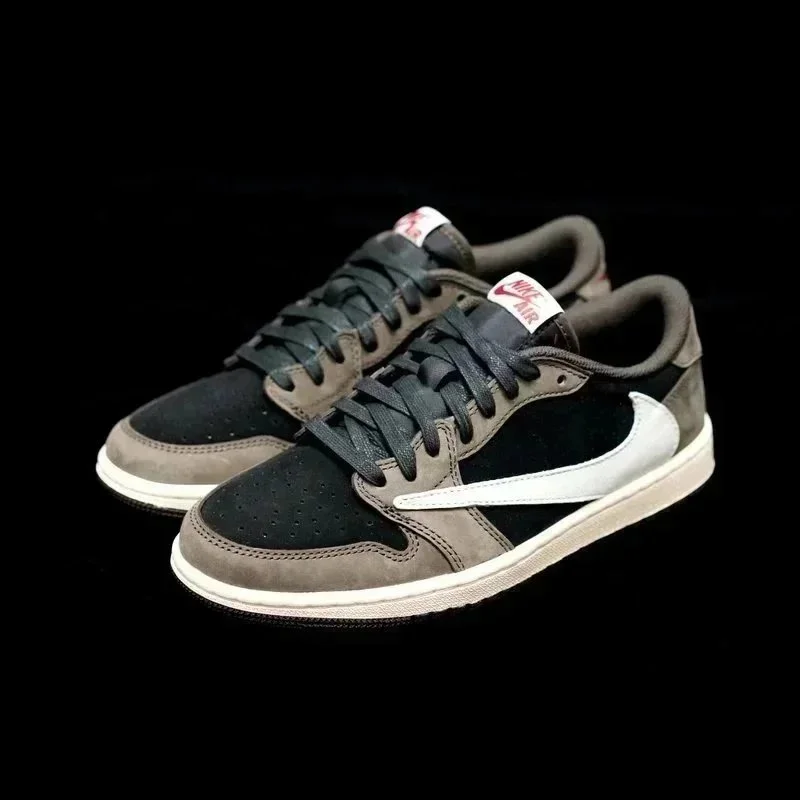 Nike Air Jordan 1 Low 'Travis Scott' Sneakers