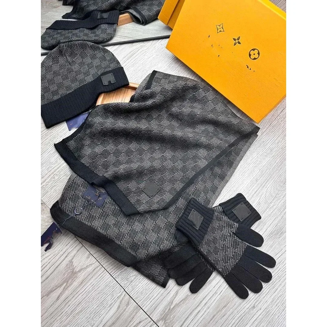 Louis Vuitton Tabi Beanie, Scarf & Gloves Set in Grey/Black
