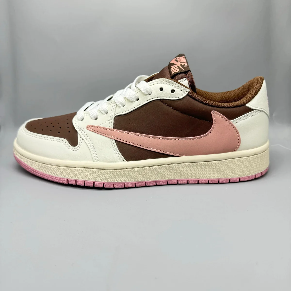 Nike Air Jordan 1 Low Chocolate Pink Sneakers
