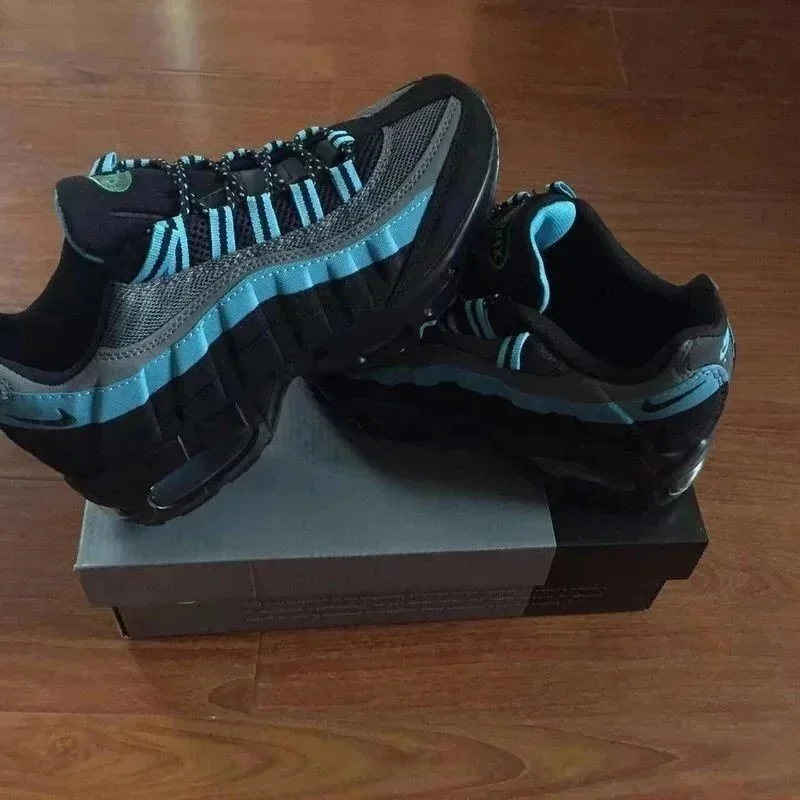 Nike Air Max 95 Black/Blue Sneakers