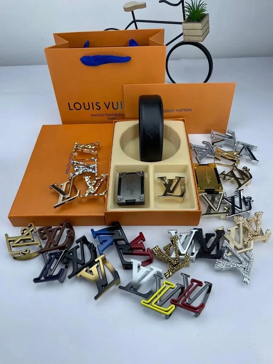 Louis Vuitton Classic Logo Belt Black Leather Accessory