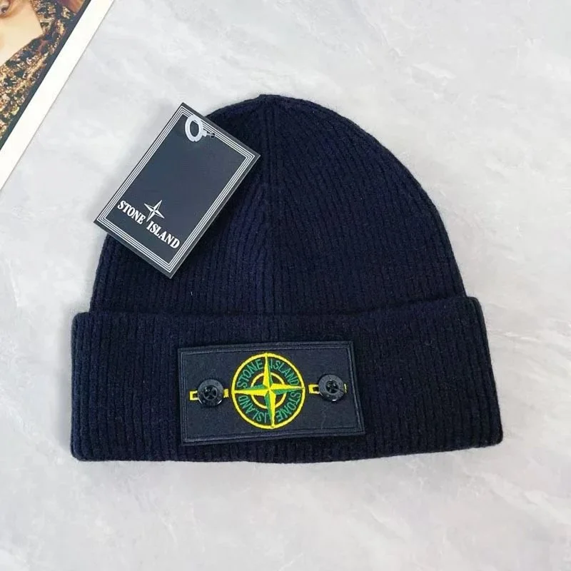Stone Island 68-15 Black Beanie