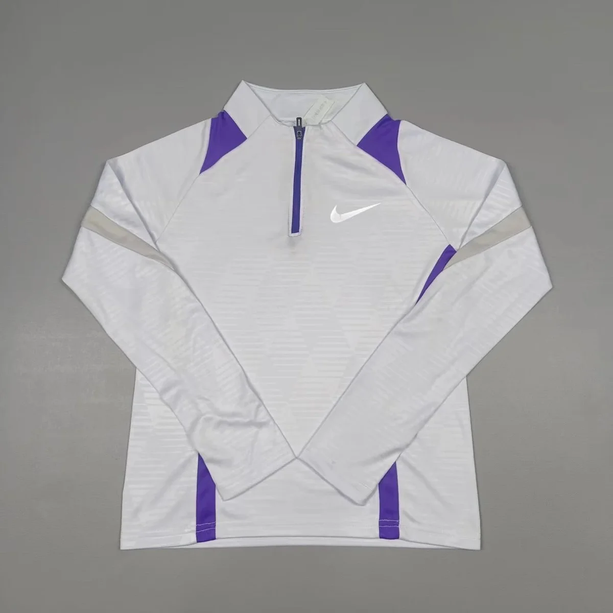 Nike Air Max DD-007 White/Purple Long Sleeve Top