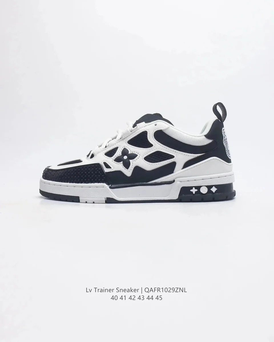 Louis Vuitton LV Trainer Sneaker White/Black