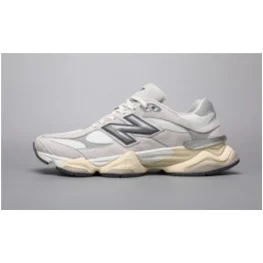 New Balance 900 White Sail Sneakers