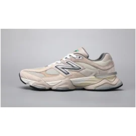 New Balance 900 'Sail' Sneakers