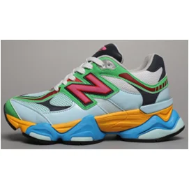 New Balance 900 Colorblock Sneakers