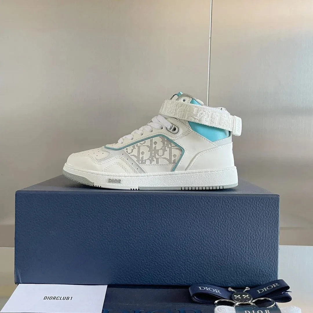 Dior Dior Book Tote White/Tiffany Blue Sneakers
