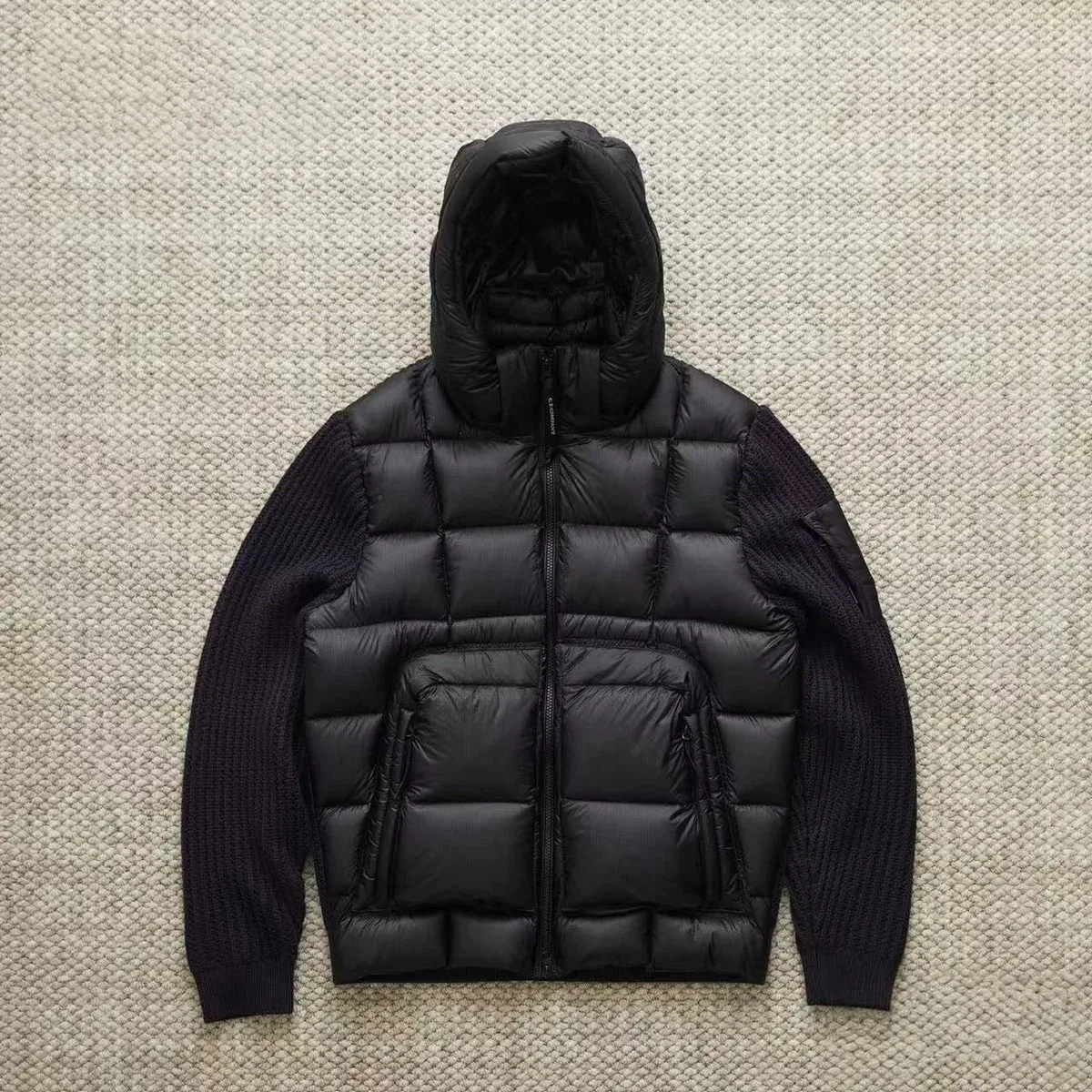 Canada Goose Chilliwack Black Knit Sleeve Puffer Jacket