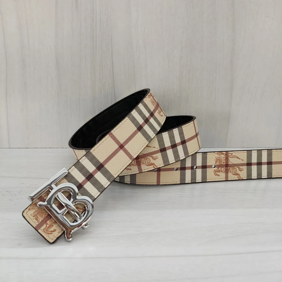 Burberry Classic Check Belt Beige/Red Leather