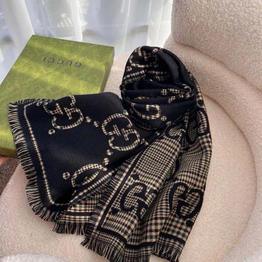 Gucci GG Supreme Black & Beige Scarf