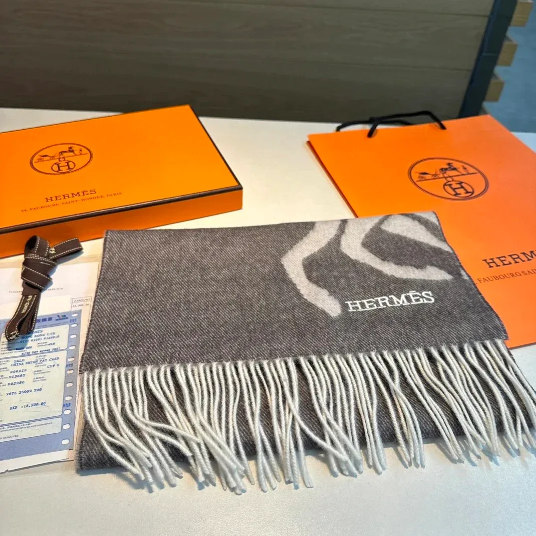 Hermès Grey & White Fringed Scarf