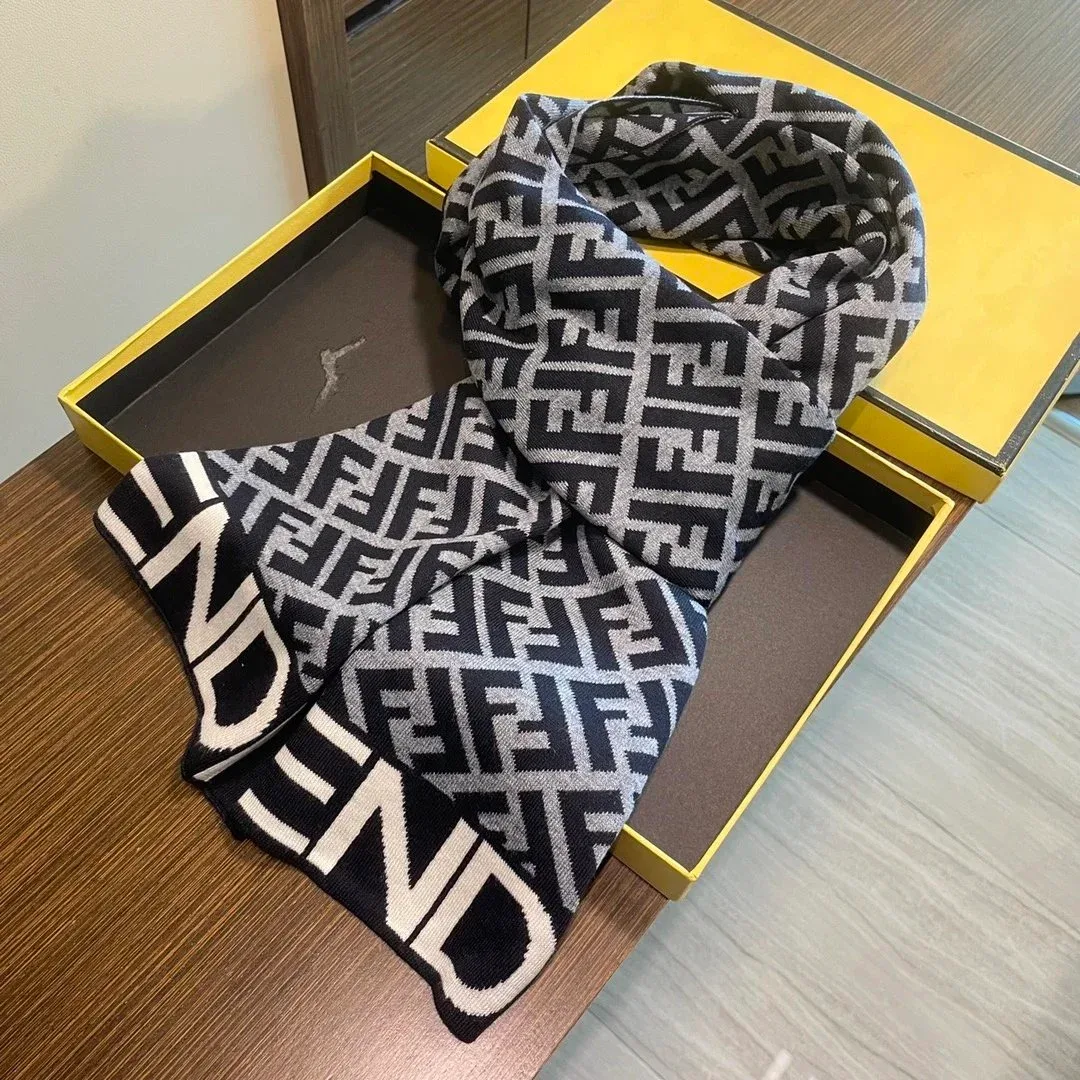 Fendi Iconic FF Scarf Black & White