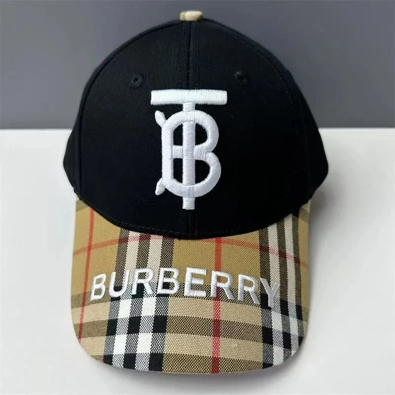 Burberry TB Monogram Vintage Check Cap