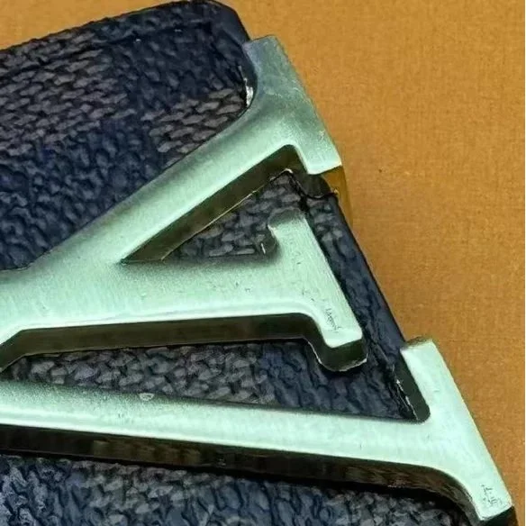 Louis Vuitton Neverfull GM Bag Gold Buckle