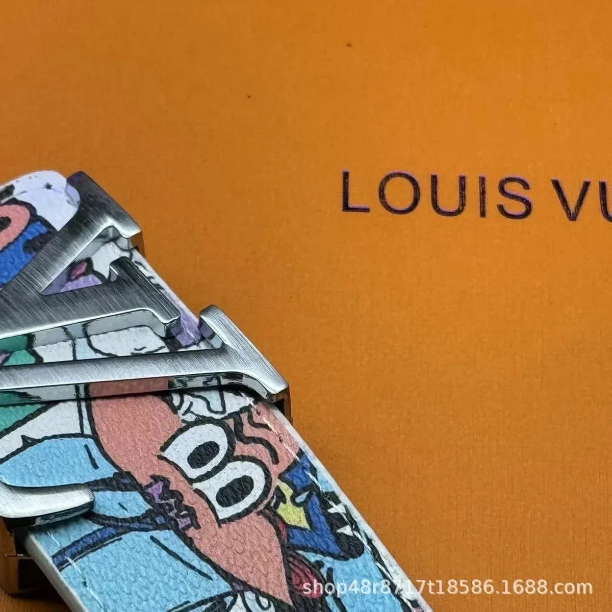 Louis Vuitton Tabi派大星银扣腰带