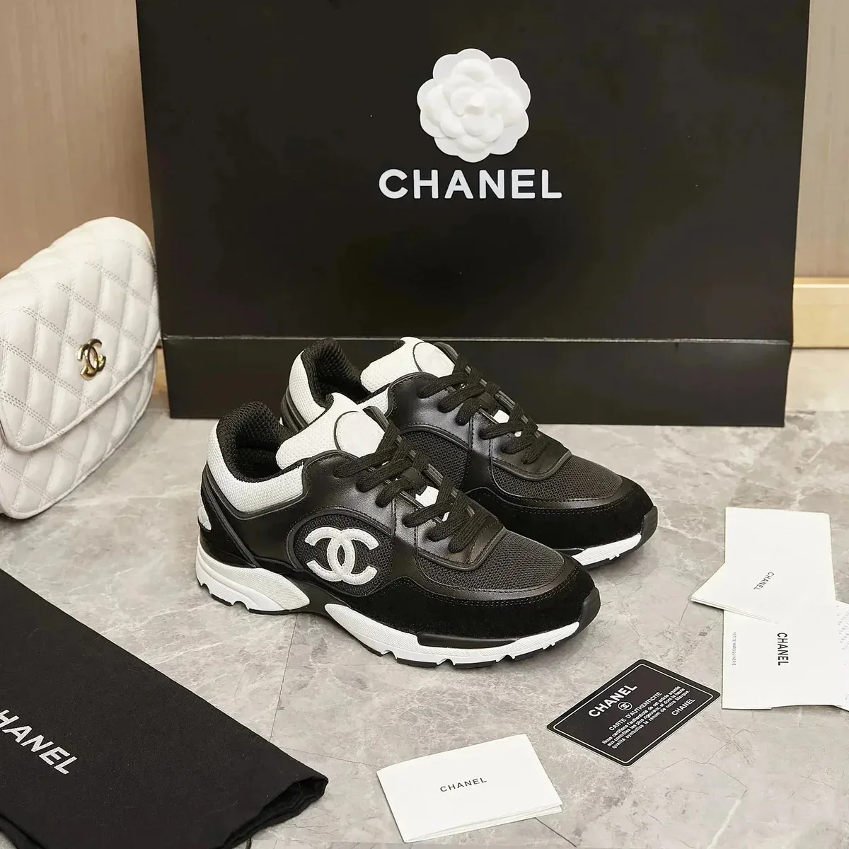 Chanel Runners Black/White Sneakers