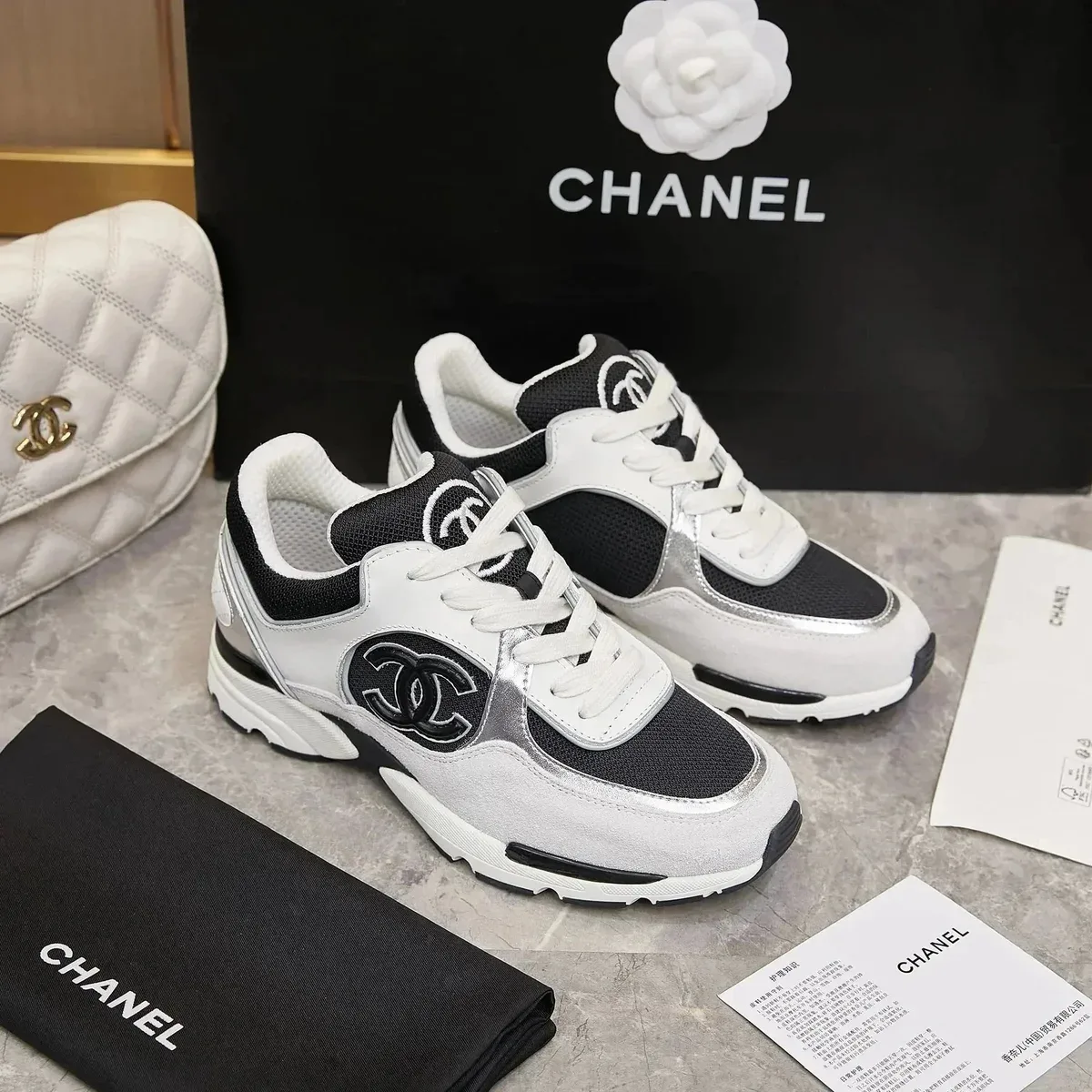Chanel Runners White/Black Sneakers