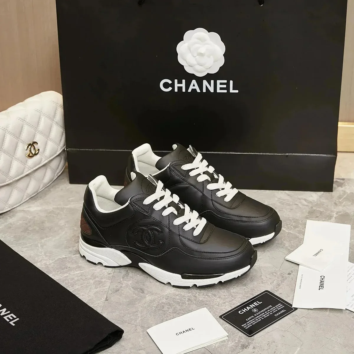 Chanel Runners Black/White Sneakers