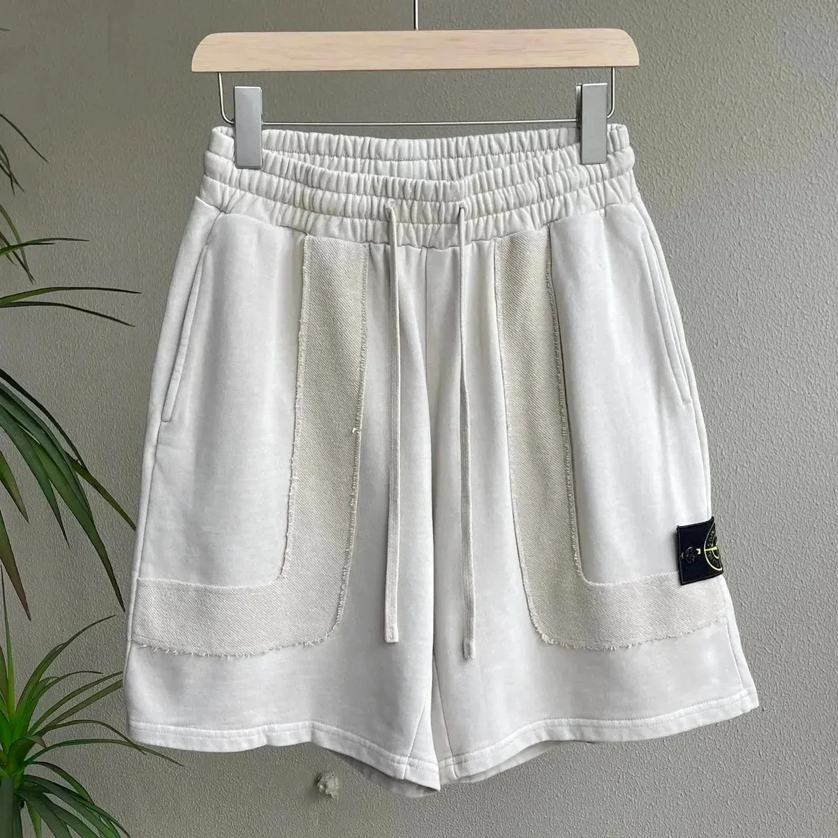 Stone Island 68-15 White Shorts