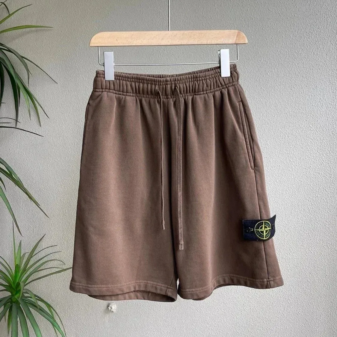 Stone Island 68-15 Brown Solid Shorts