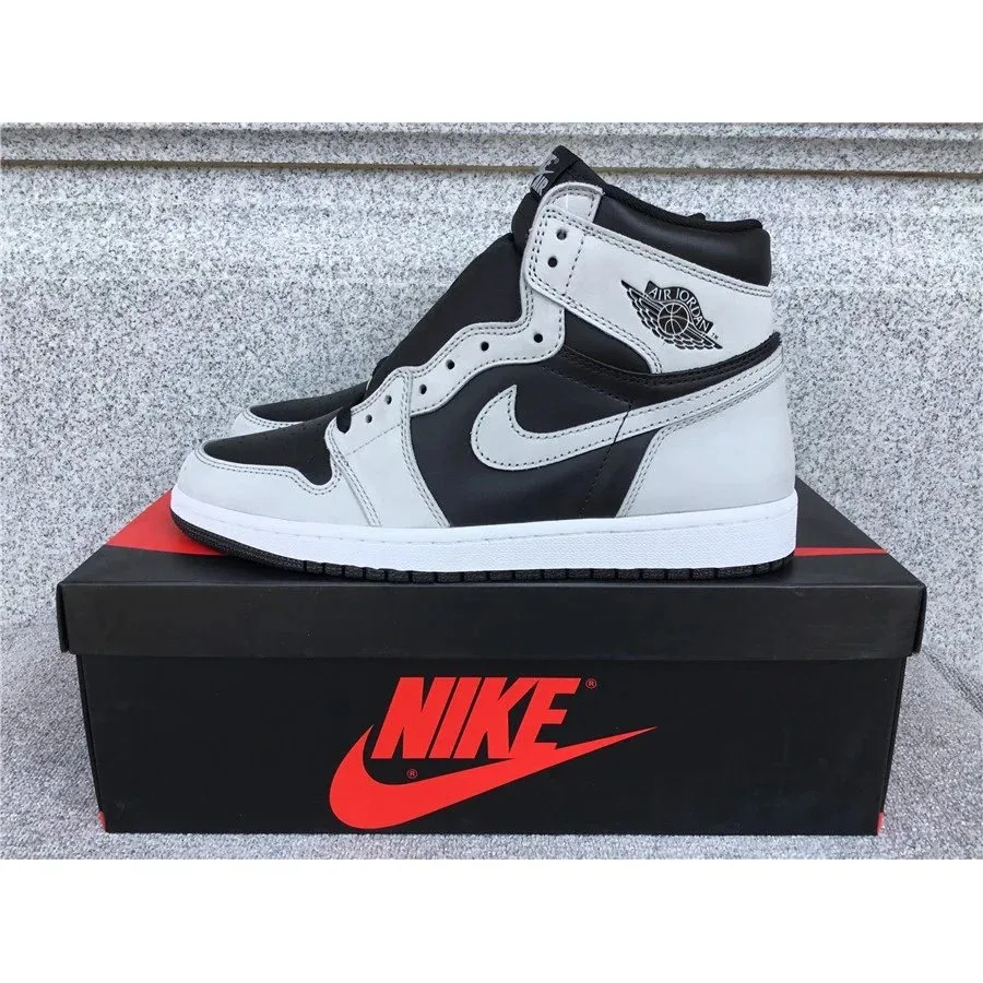 Nike Air Jordan 1 High Sail/Black Sneakers