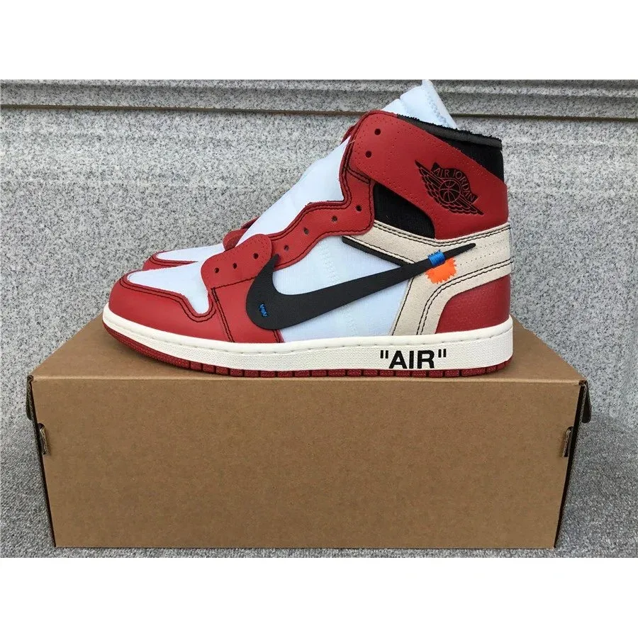 Nike Air Jordan 1 Off-White 'Chicago' Sneakers