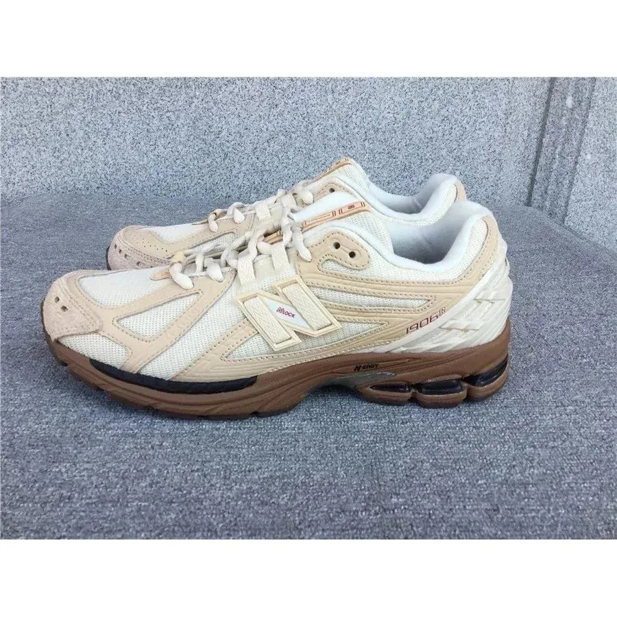 New Balance 1906R Sail/Brown Sneakers