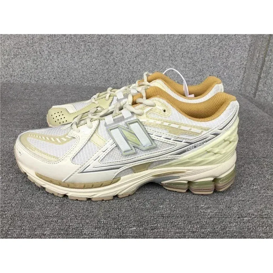 New Balance 1906V4 Sail/Oatmeal Sneakers