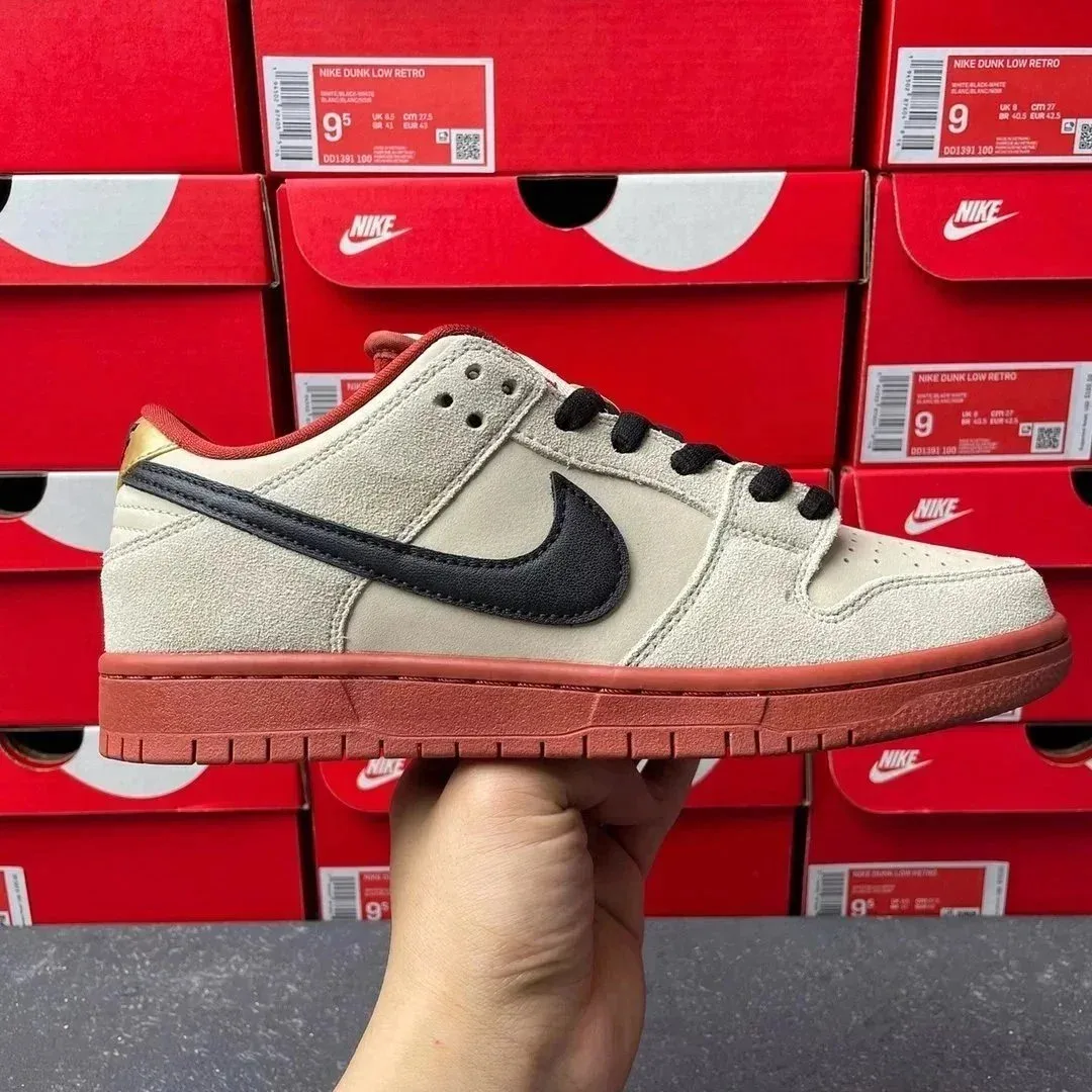Nike Dunk Low Hennessy 招财猫 BQ6817-100 Sneakers