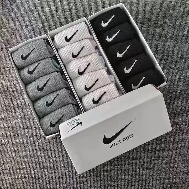 Nike 5双灰色中筒袜