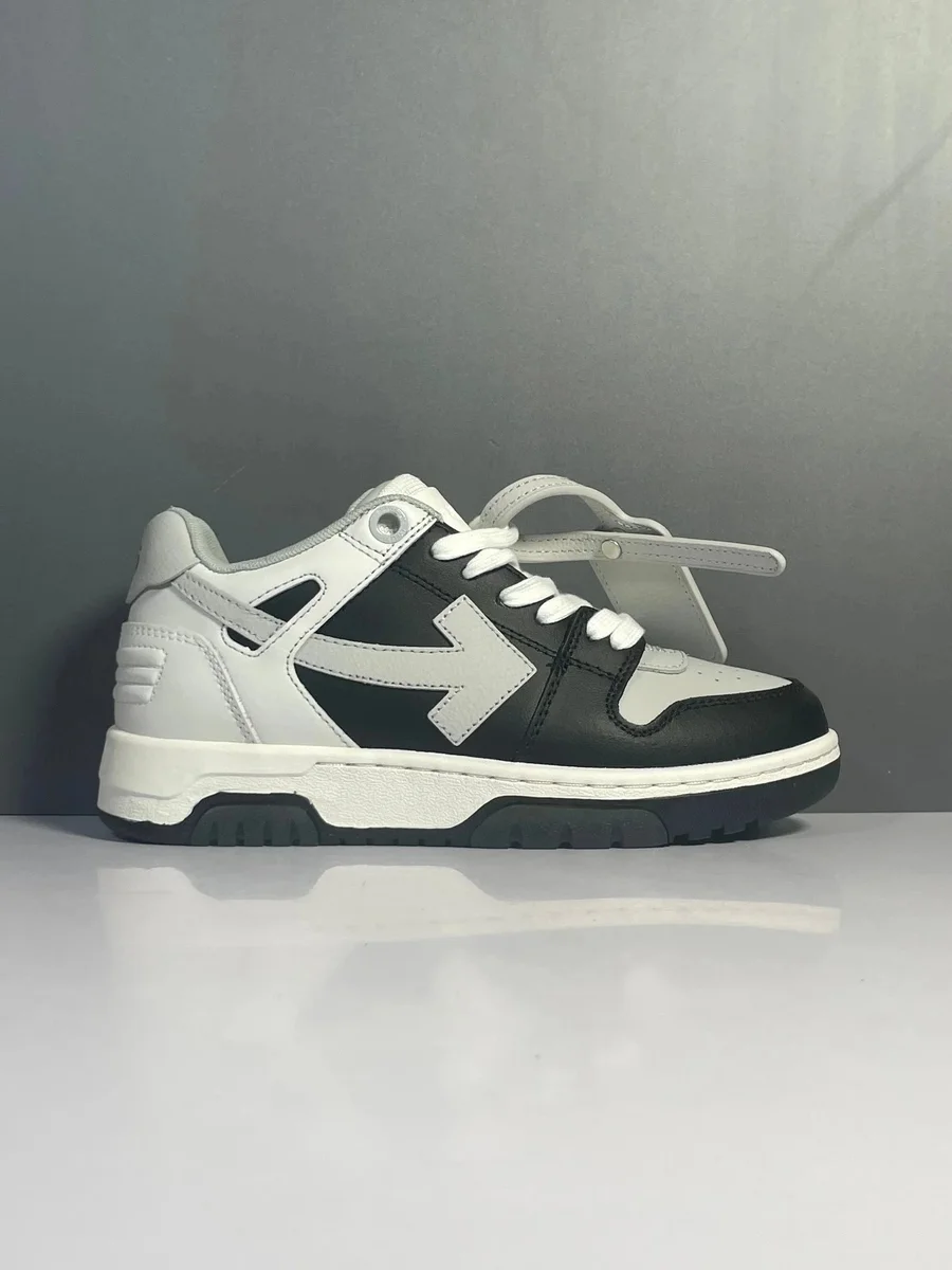 Off-White OW100 Arrows Black/White Sneakers