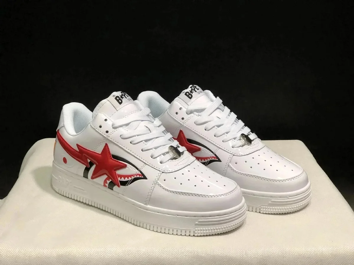 A Bathing Ape A Bathing Ape BAPE STA White Red Shark Sneakers White - 1