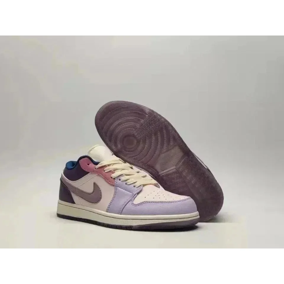 Nike Nike Air Jordan 1 Low 'Pastel' Sneakers Purple - 1