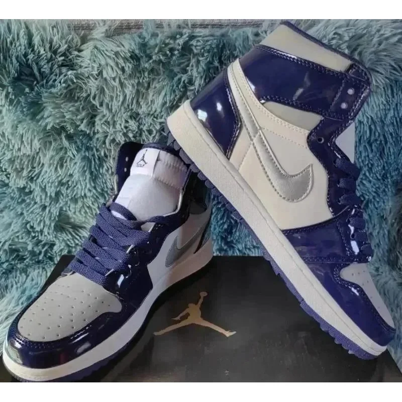 Nike Air Jordan 1 Midnight Navy Sail Sneakers